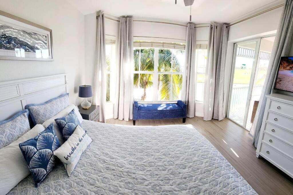 Greenlinks Golf View Villa Flamingo At Lely Resort Napoli Bagian luar foto