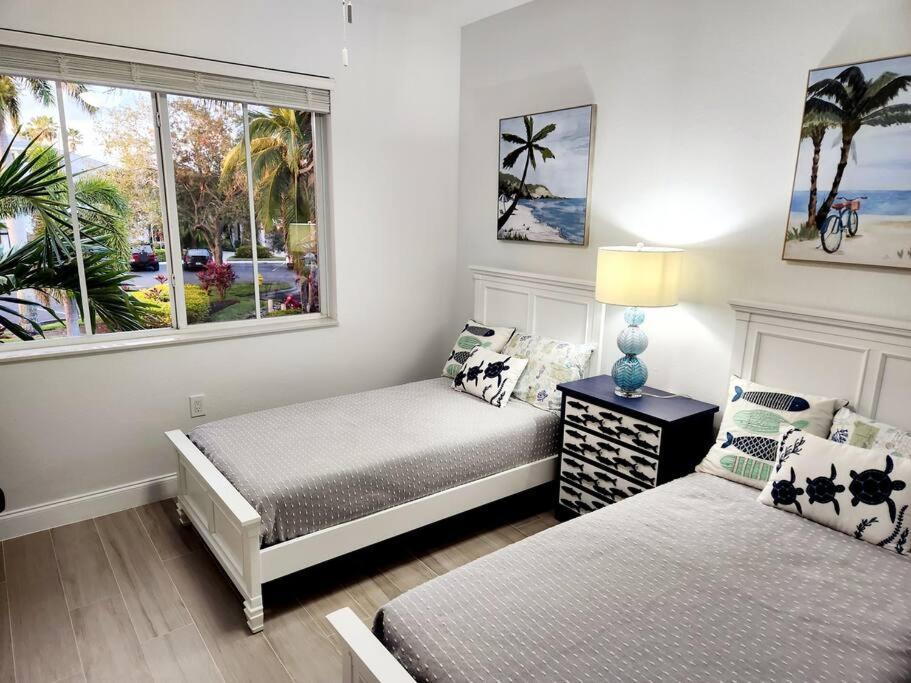 Greenlinks Golf View Villa Flamingo At Lely Resort Napoli Bagian luar foto